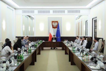 Click to zoom the picture.